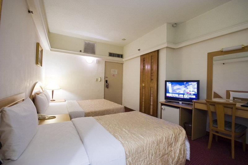 โอเรียนทัล โฮเต็ล Hotel ไถหนาน ภายนอก รูปภาพ