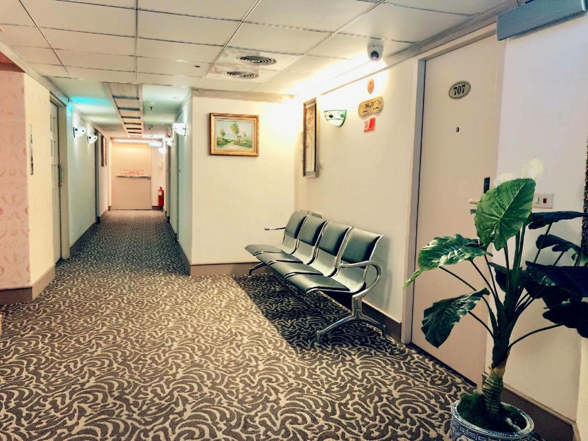 โอเรียนทัล โฮเต็ล Hotel ไถหนาน ภายนอก รูปภาพ